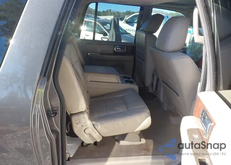 2011 Lincoln Navigator L z USA, uszkodzony, nr VIN 5LMJJ3J53BEJ07944